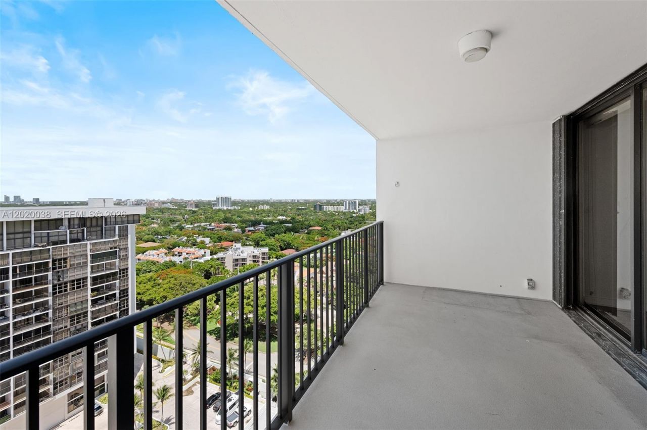 1901 Brickell Ave, Unit B2004, Miami, FL 33129 Photo