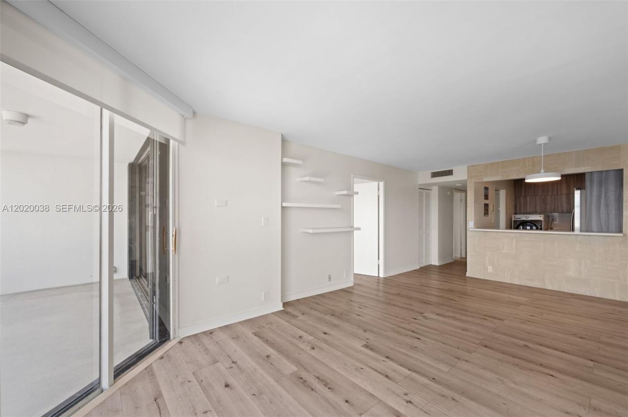 1901 Brickell Ave, Unit B2004, Miami, FL 33129 Photo