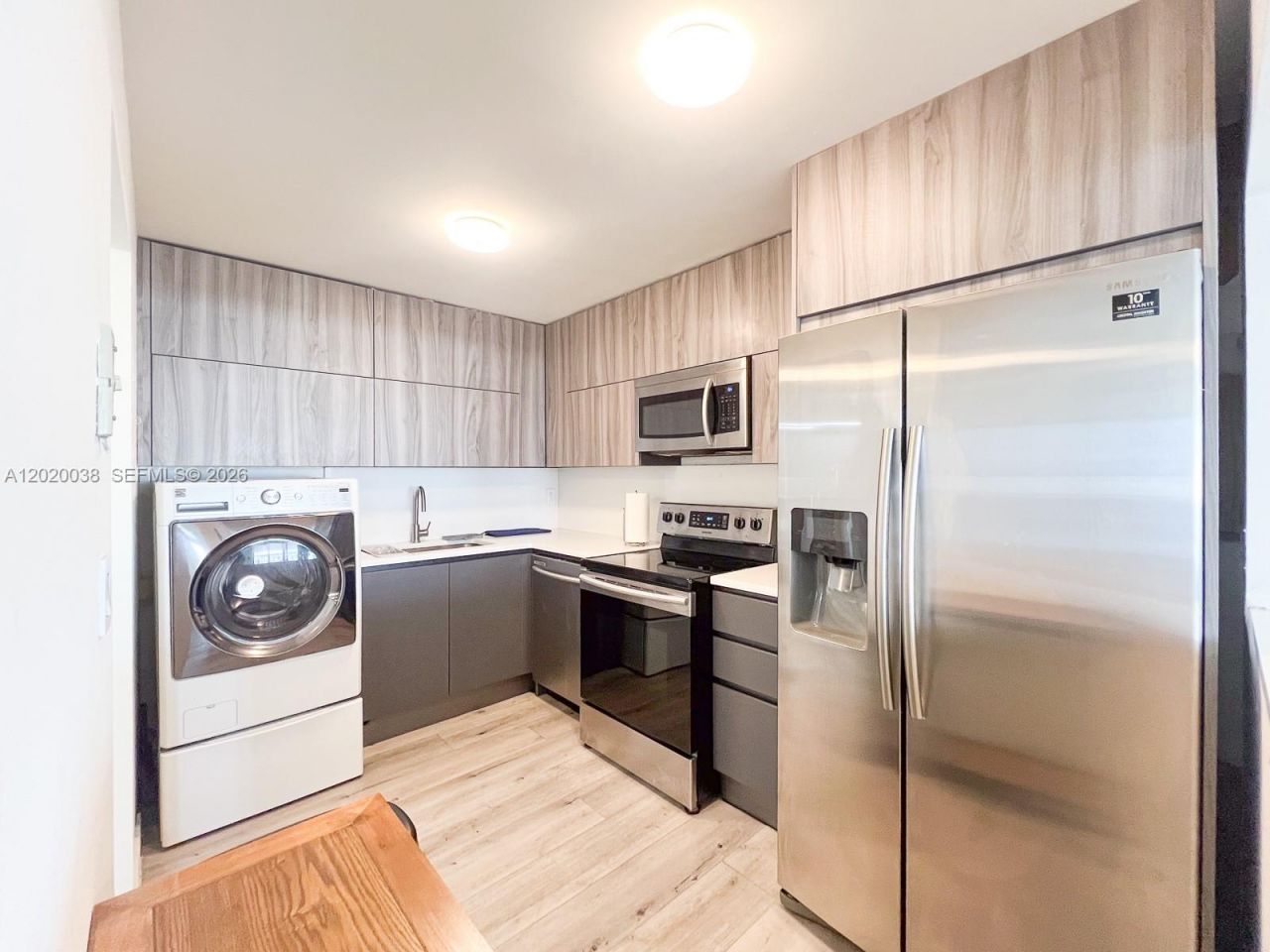 1901 Brickell Ave , Unit B2004, Miami, FL 33129 Photo