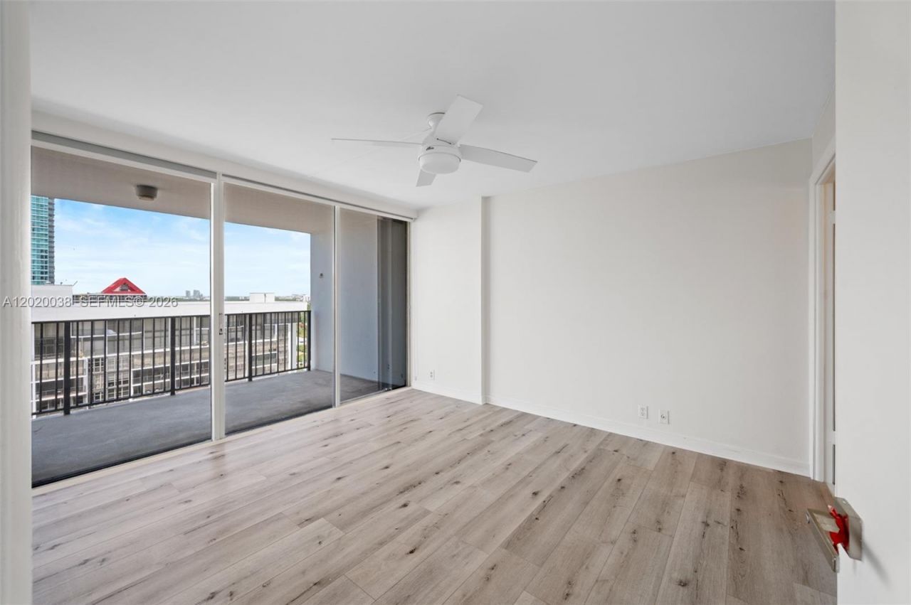 1901 Brickell Ave, Unit B2004, Miami, FL 33129 Photo