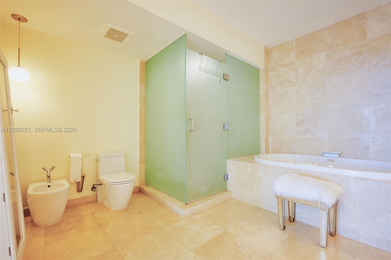 450 Alton Rd, Unit 2810, Miami Beach, FL 33139 Photo