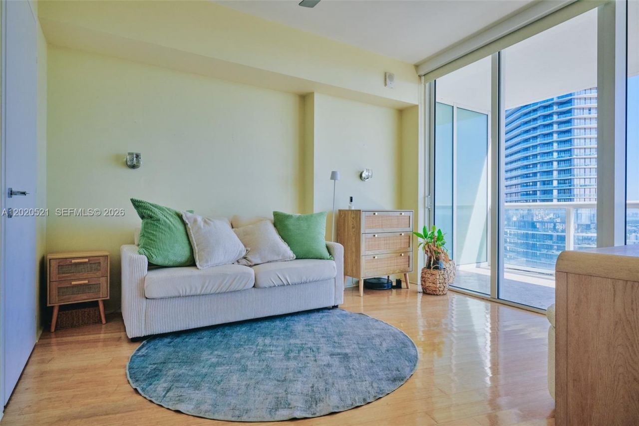 450 Alton Rd, Unit 2810, Miami Beach, FL 33139 Photo