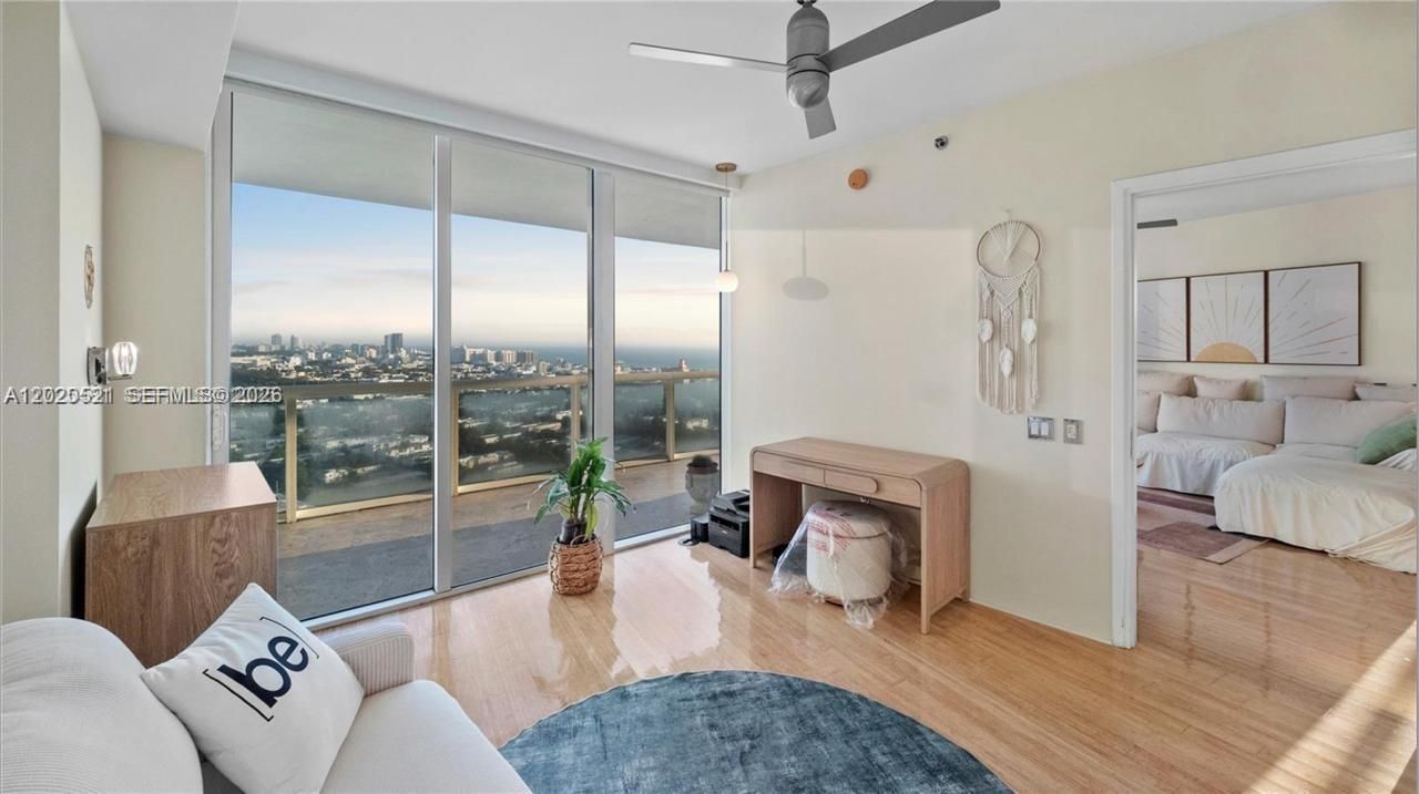450 Alton Rd, Unit 2810, Miami Beach, FL 33139 Photo