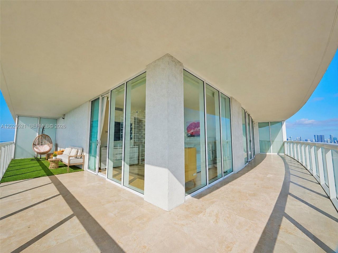 450 Alton Rd, Unit 2810, Miami Beach, FL 33139 Photo