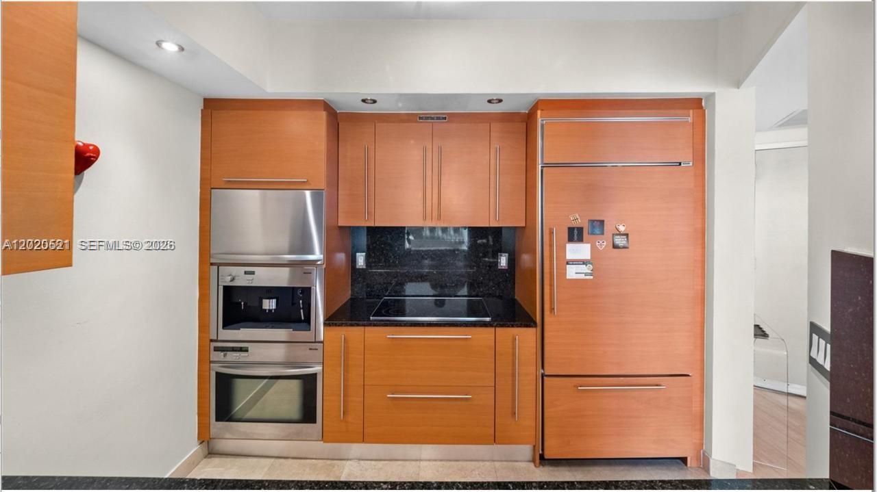 450 Alton Rd, Unit 2810, Miami Beach, FL 33139 Photo