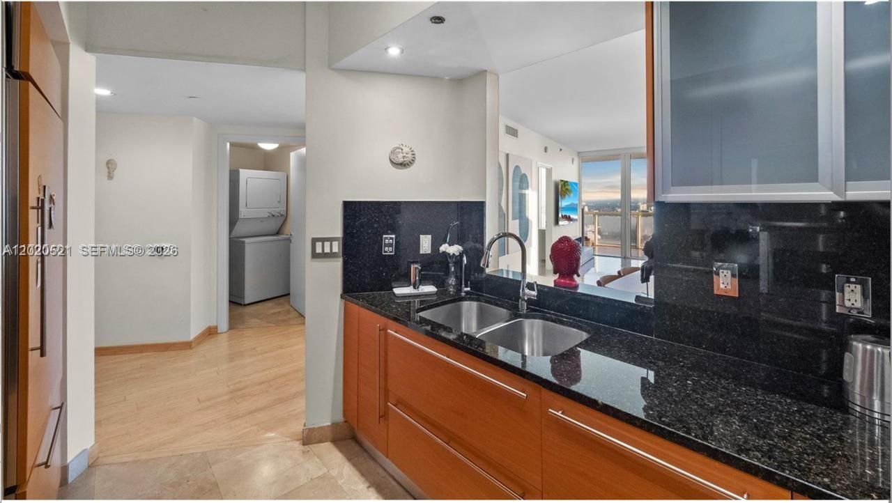 450 Alton Rd, Unit 2810, Miami Beach, FL 33139 Photo