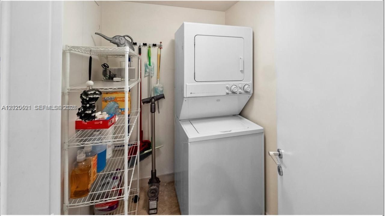 450 Alton Rd, Unit 2810, Miami Beach, FL 33139 Photo