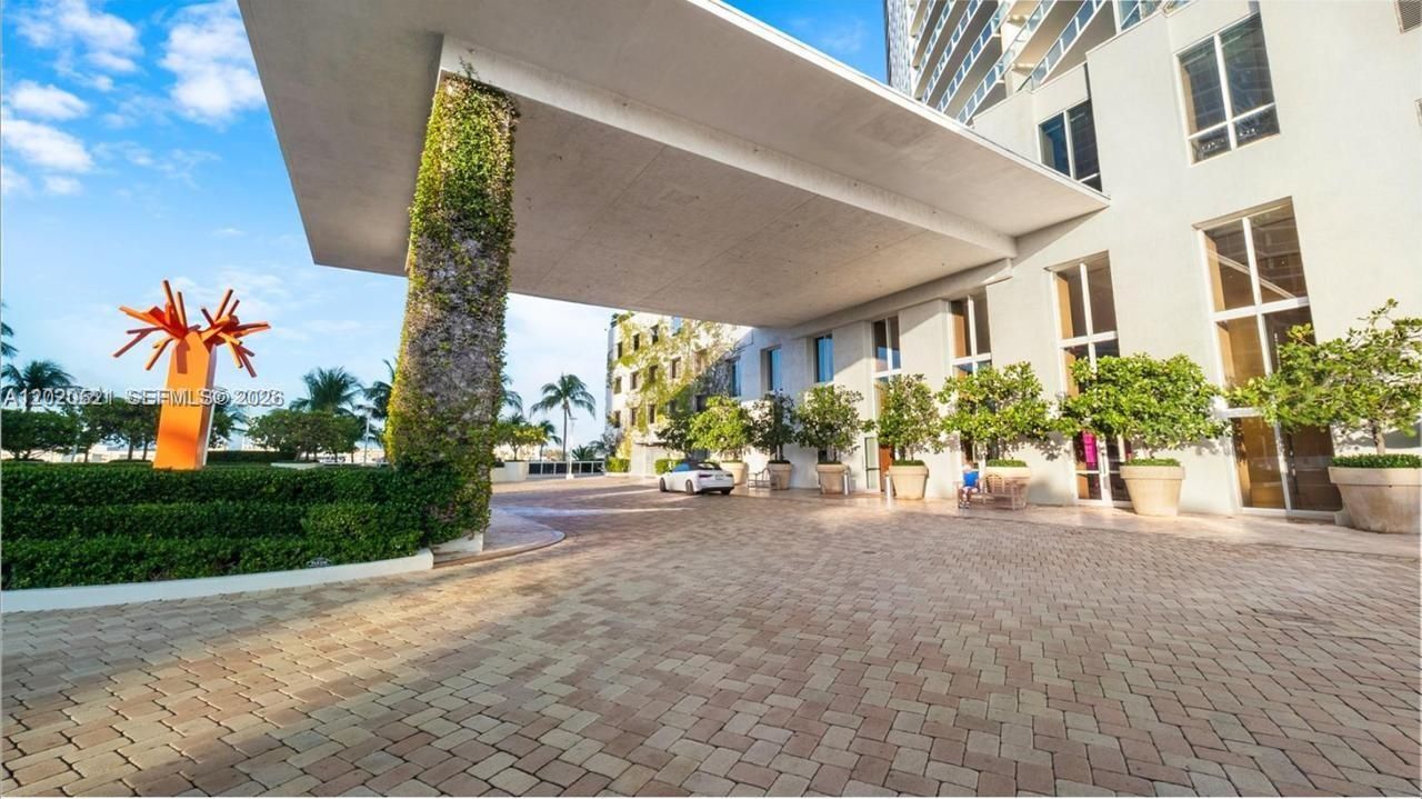 450 Alton Rd, Unit 2810, Miami Beach, FL 33139 Photo