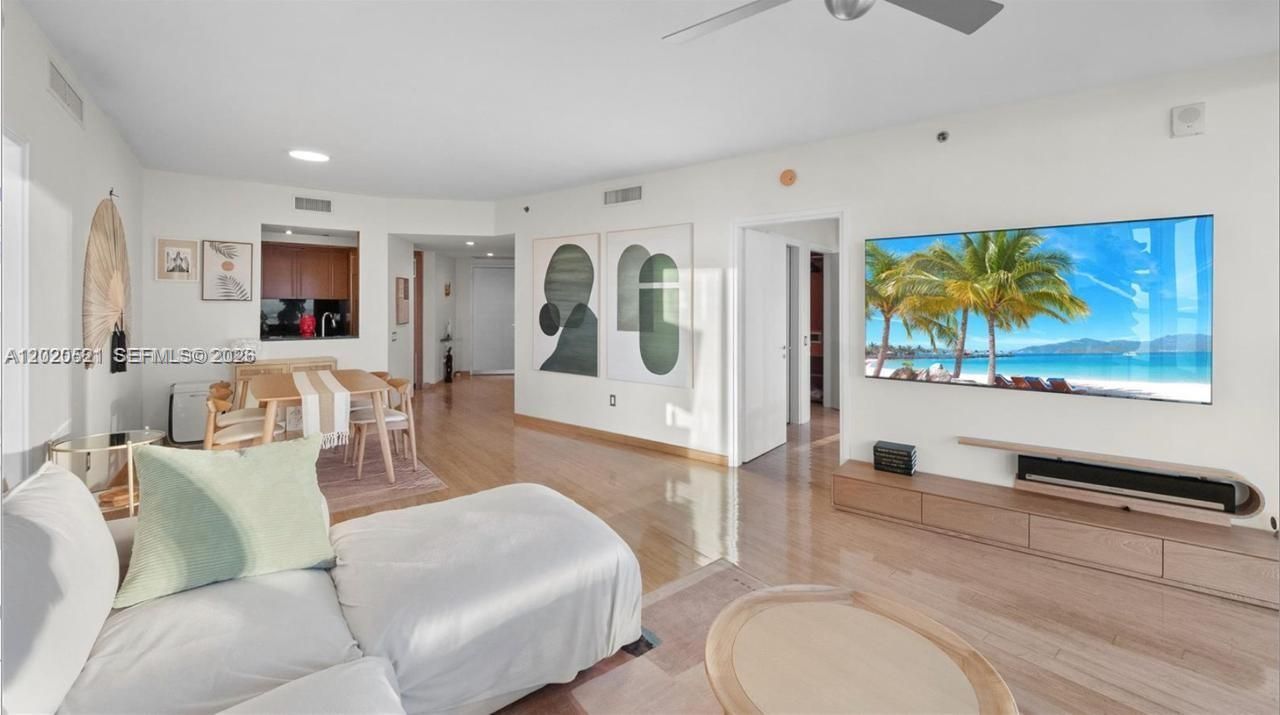 450 Alton Rd, Unit 2810, Miami Beach, FL 33139 Photo