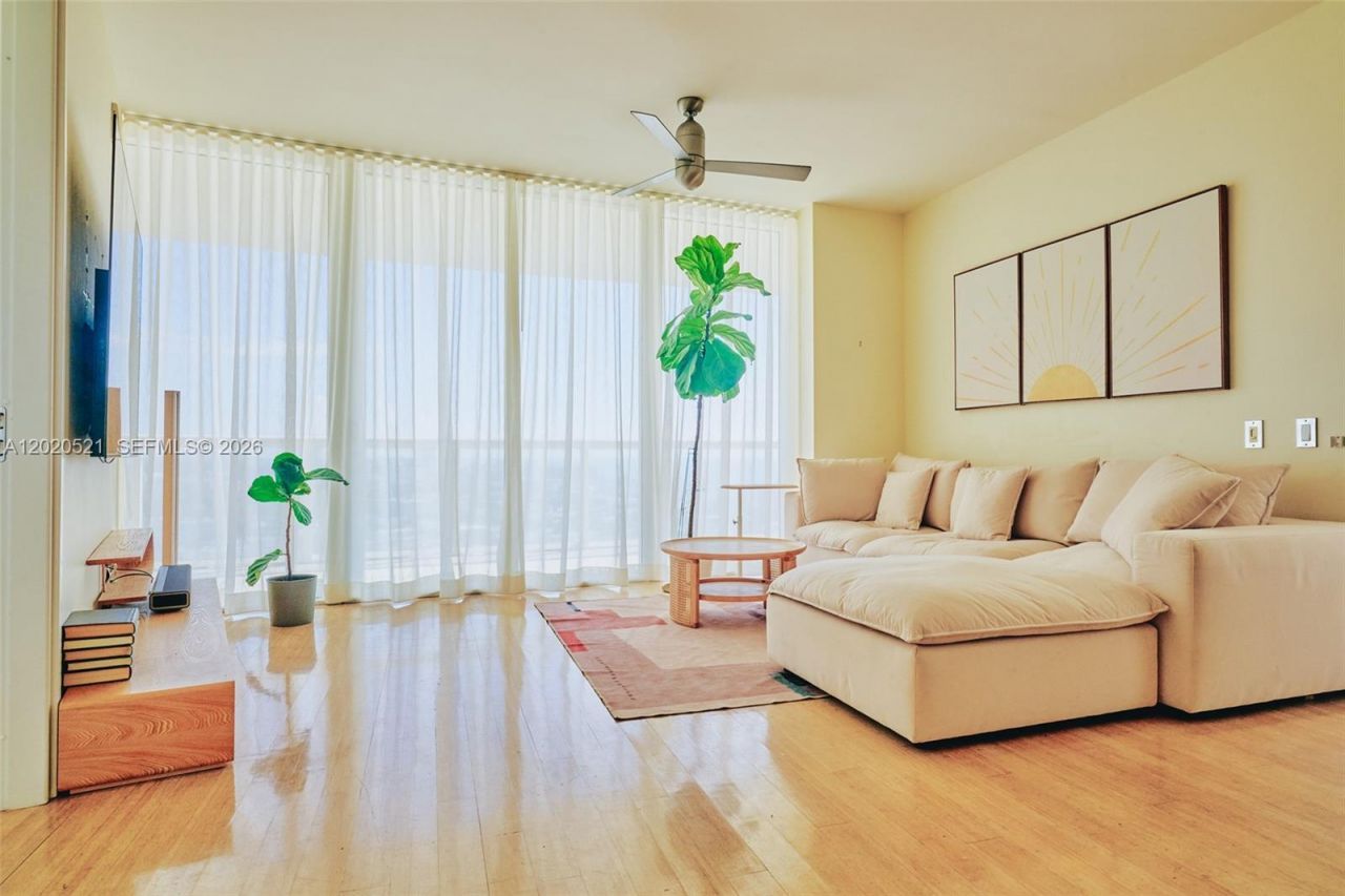 450 Alton Rd , Unit 2810, Miami Beach, FL 33139 Photo