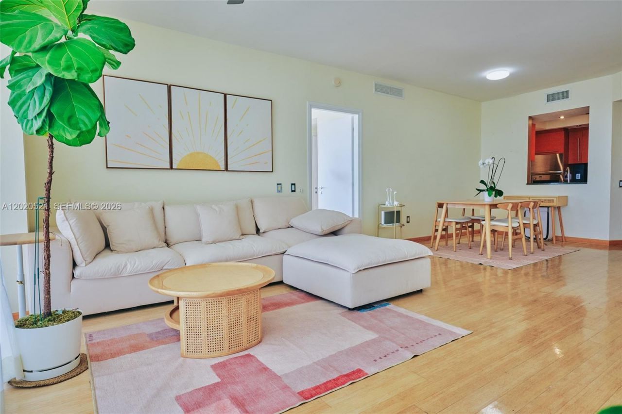 450 Alton Rd , Unit 2810, Miami Beach, FL 33139 Photo