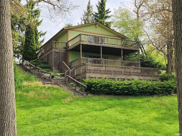 75 W 510 S, Pleasant Lake, IN 46779