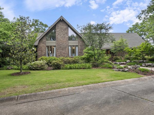 1360 Stanley Russ Rd, Conway, AR 72034