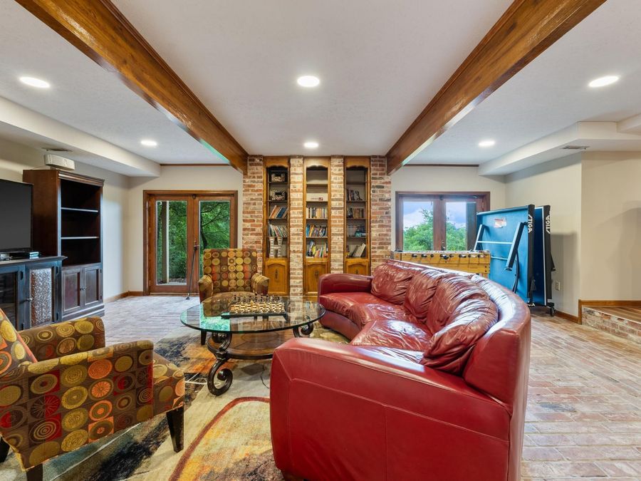 Property Image 39