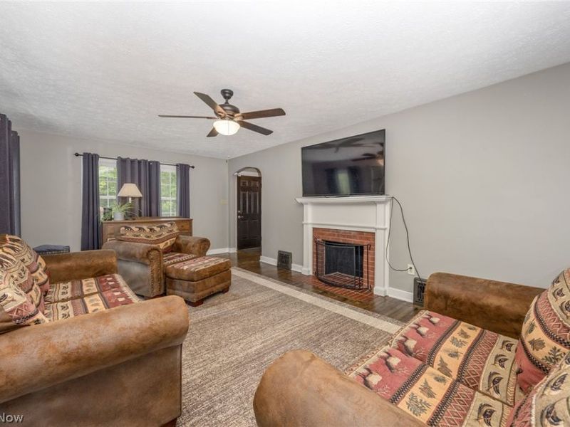 1324 Colegate Drive, Marietta, OH 45750 Photo 8