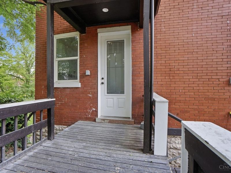 1833 Clarion Avenue, Cincinnati, OH 45207 Photo 38