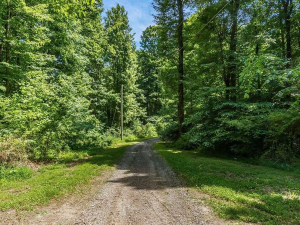 13807 Marshall Road, Rockbridge, OH 43149