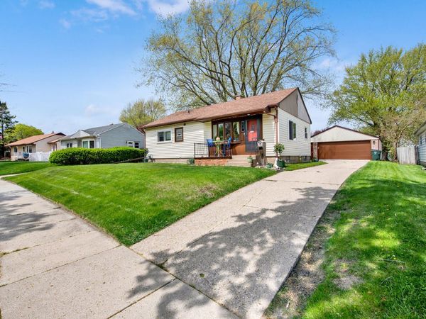 3438 E Denton Ave, Saint Francis, WI 53235