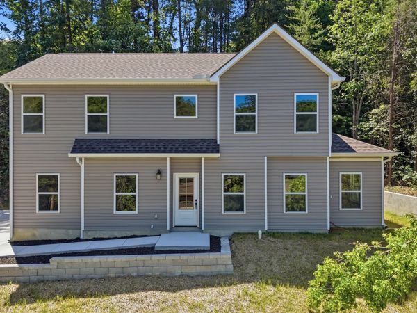 1010 Lower Mill Road, Hixson, TN 37343
