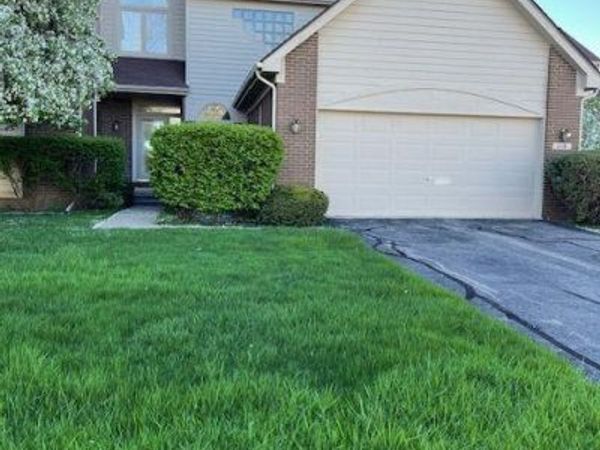 5118 SIMPSON LAKE Road, West Bloomfield Twp, MI 48323