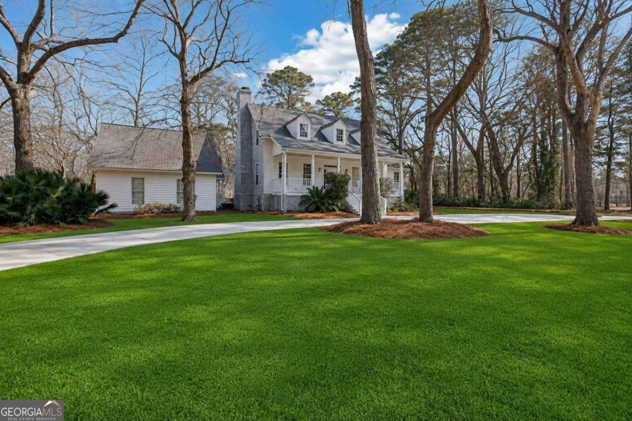 222 Five Pounds Road, St. Simons, GA 31522 Main Photo