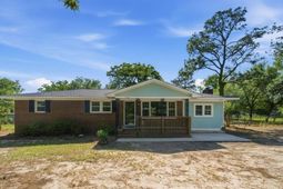 1162 Mcdonald Avenue photo 4