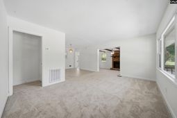 1162 Mcdonald Avenue photo 4