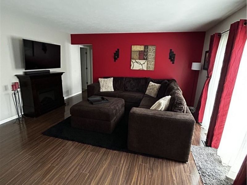 9605 E Idlewood Drive, Twinsburg, OH 44087 Photo 6