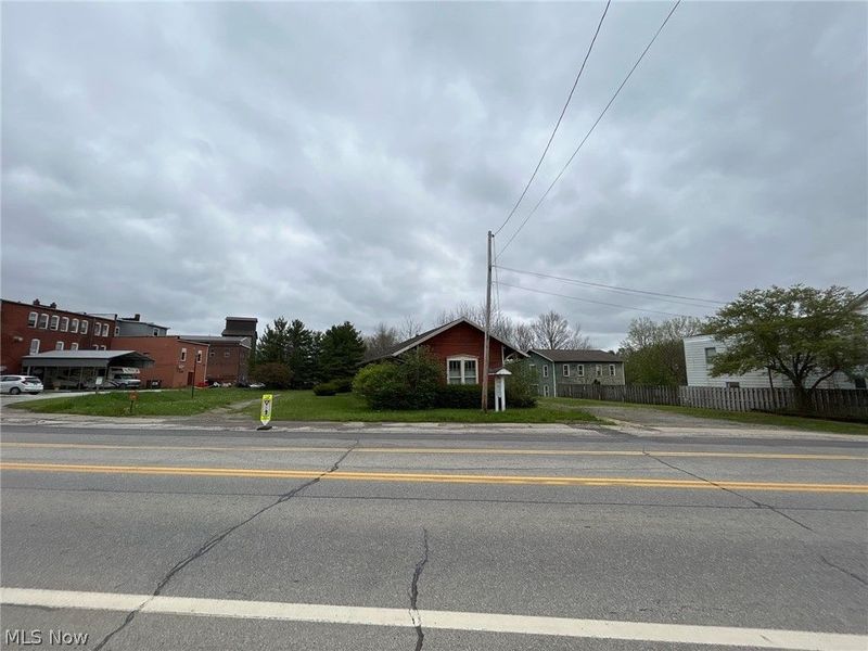 10636 Main Street, Mantua, OH 44255 Photo 5