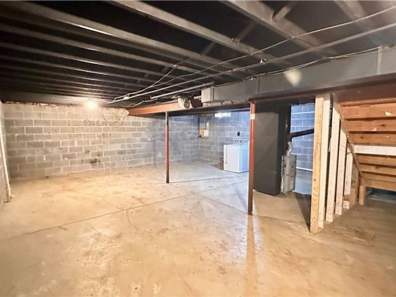 571 E 115th Street, Cleveland, OH 44108 Photo 23