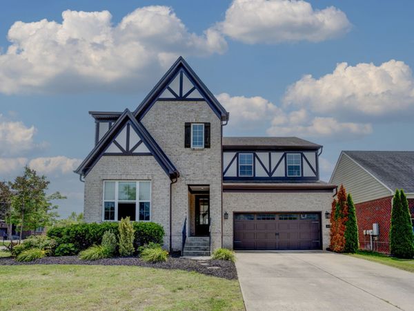 2001 Oliver Dr , Mount Juliet, TN 37122
