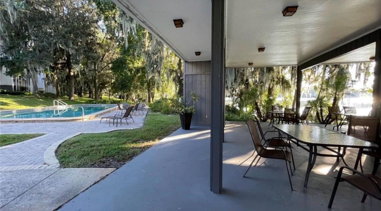 2708 SW 14th Drive, Unit 220, Gainesville, FL 32608 Photo