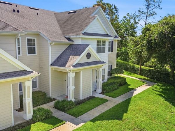 330 SOUTHERN PECAN CIRCLE, Unit 205, WINTER GARDEN, FL 34787