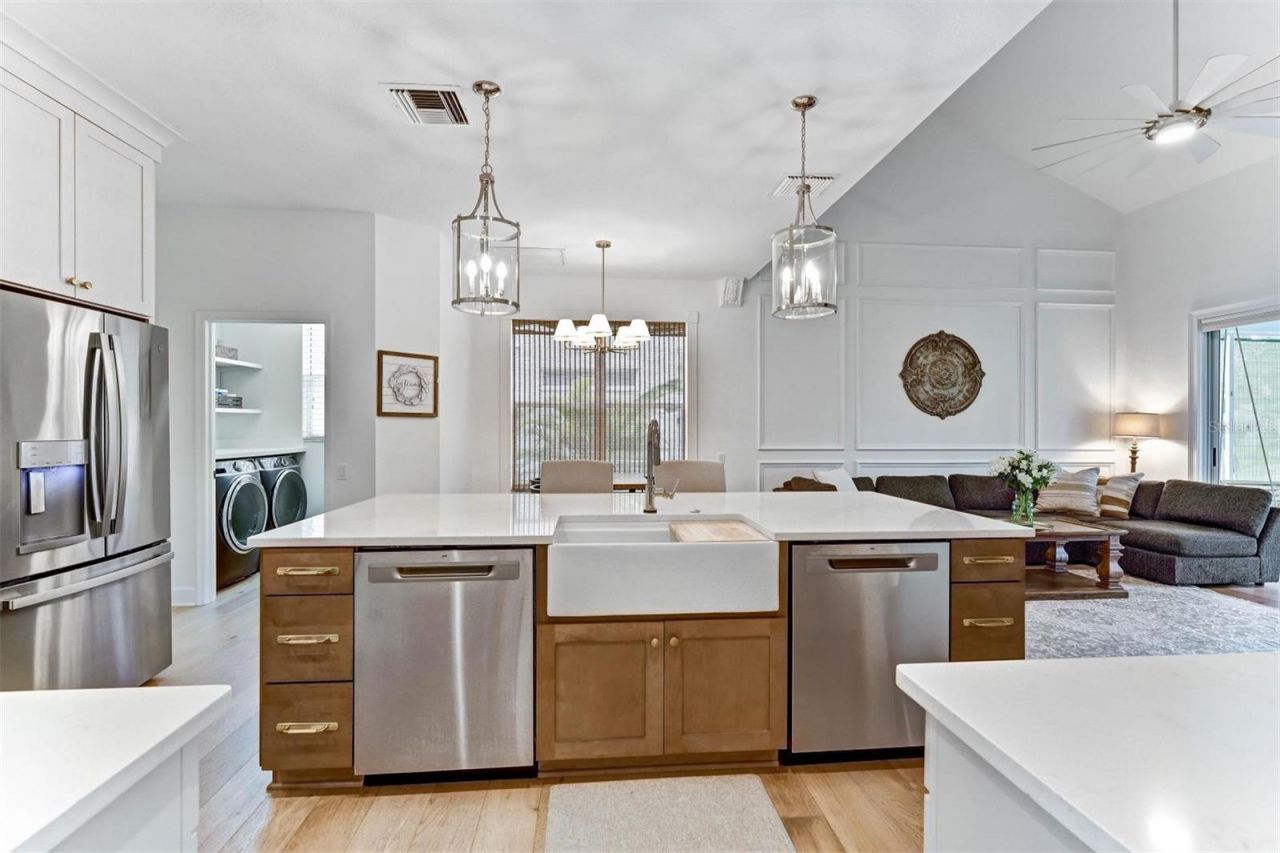 6011 Williamsburg Way, Tampa, FL 33625 Photo