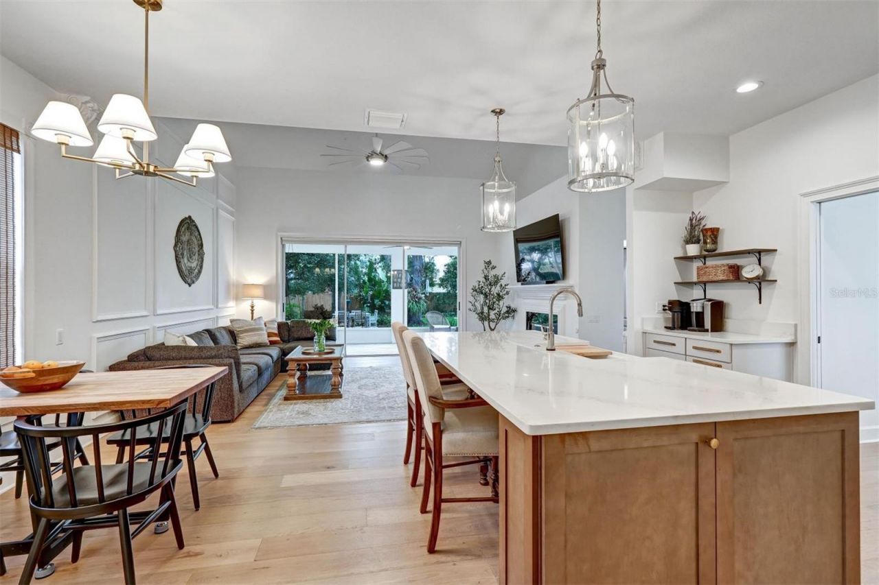 6011 Williamsburg Way, Tampa, FL 33625 Photo