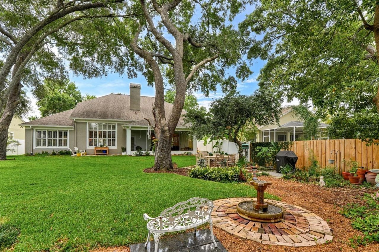 6011 Williamsburg Way, Tampa, FL 33625 Photo