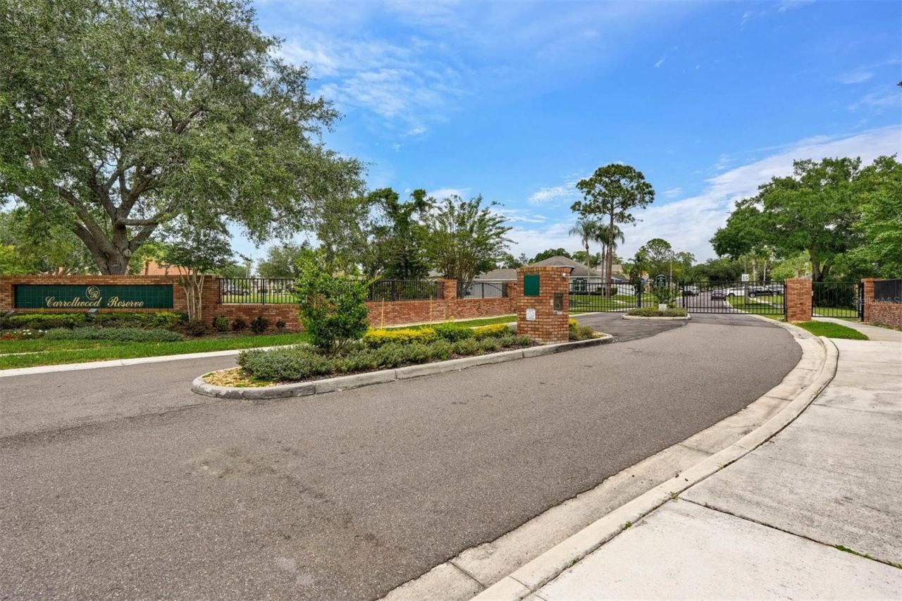 6011 Williamsburg Way, Tampa, FL 33625 Photo