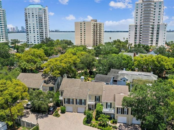 3530 VILLAGE WAY , Unit 3, TAMPA, FL 33629