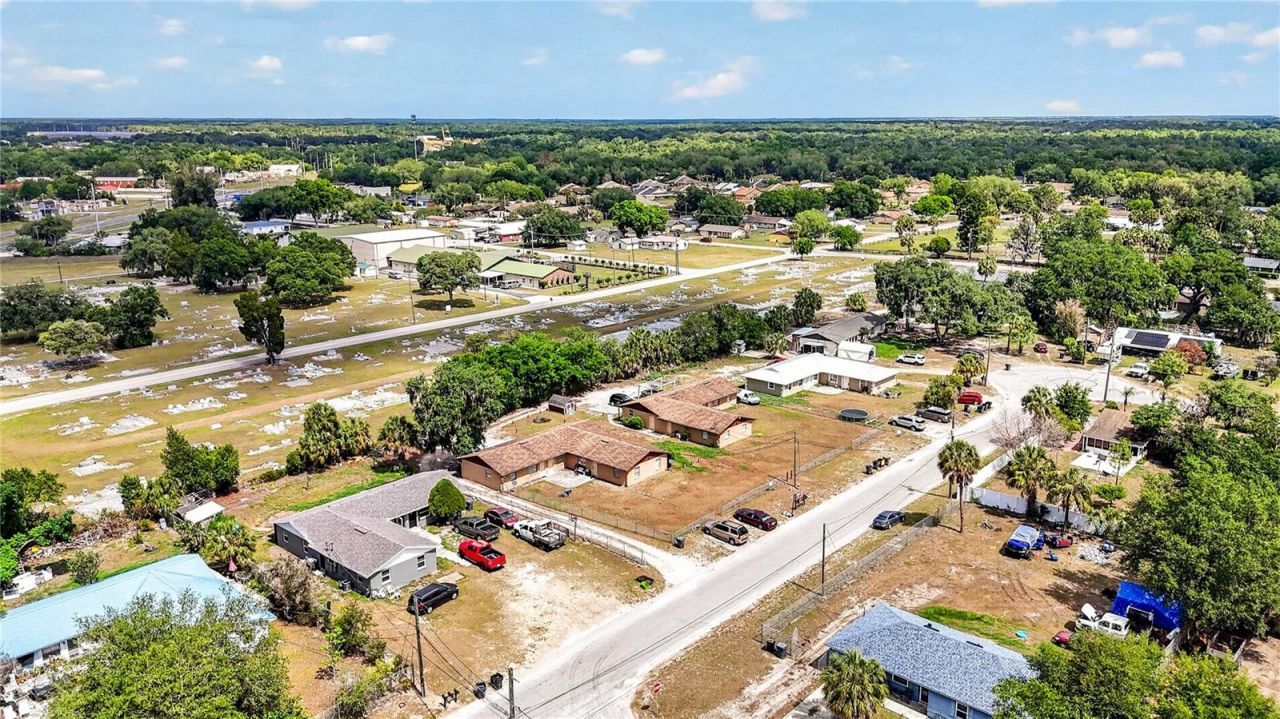 3210 W Willow Drive , Mulberry, FL 33860 Photo
