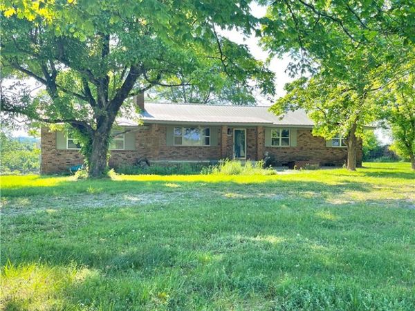 13074 NC 2700, Compton, AR 72624