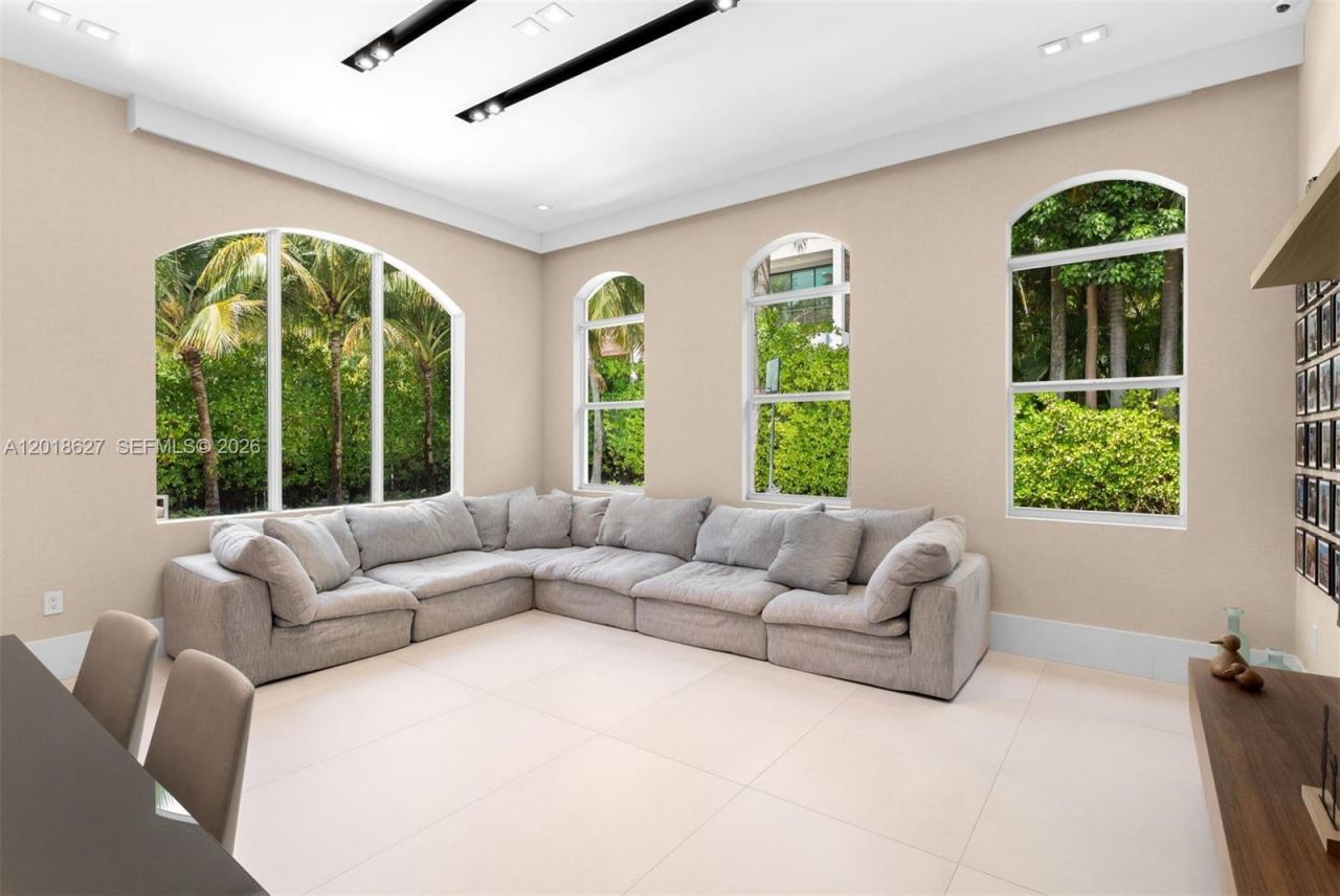 229 Golden Beach Dr, Golden Beach, FL 33160 Photo