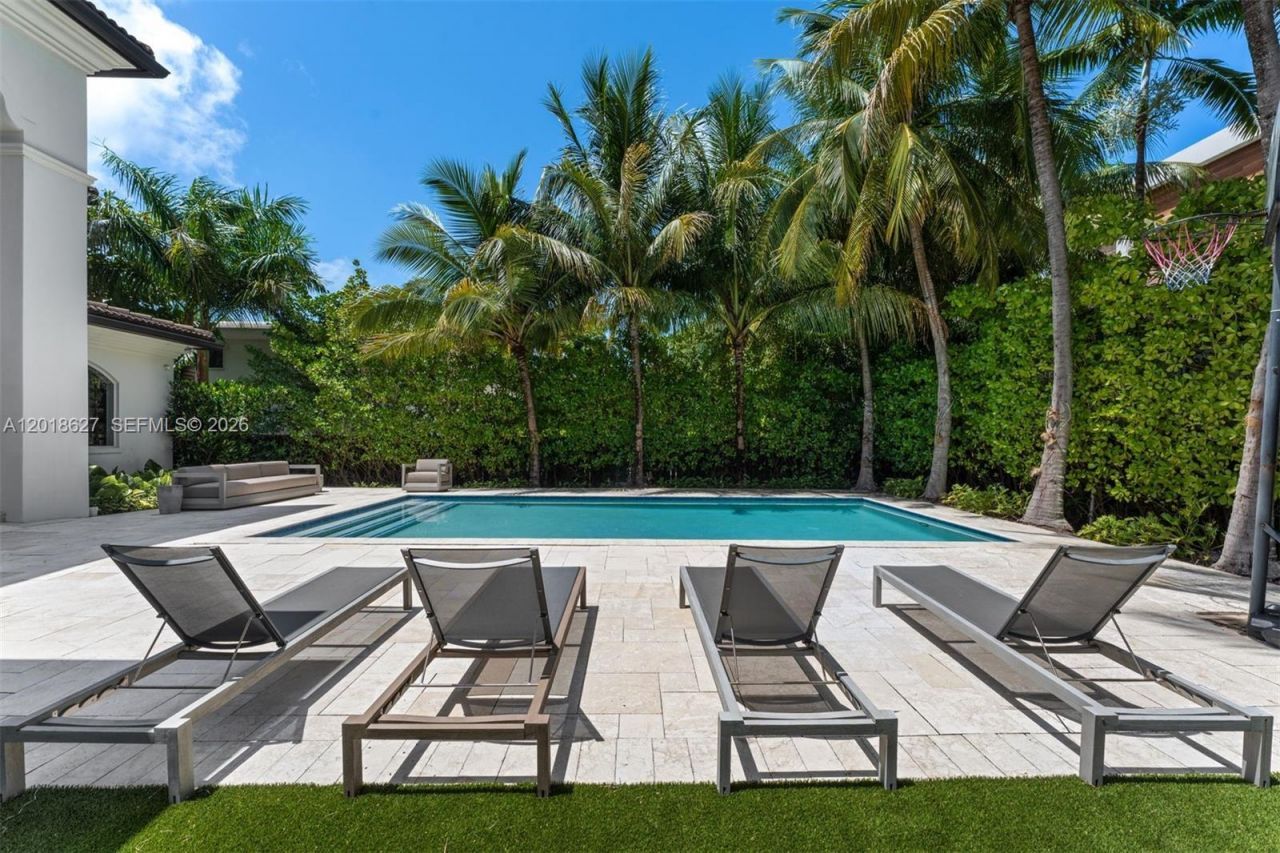 229 Golden Beach Dr, Golden Beach, FL 33160 Photo