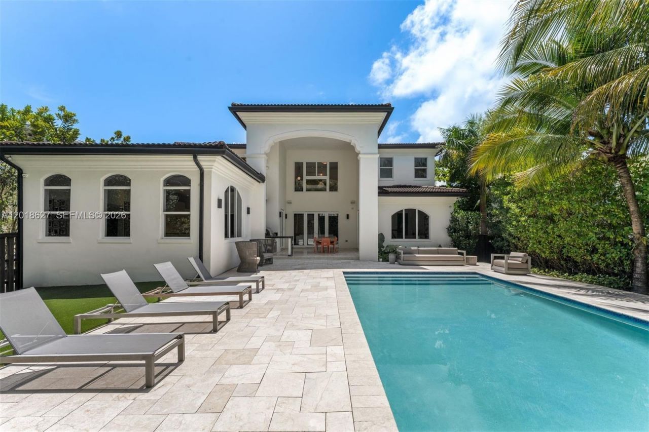 229 Golden Beach Dr, Golden Beach, FL 33160 Photo