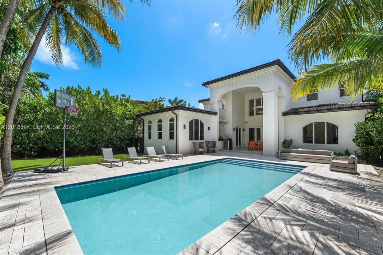229 Golden Beach Dr, Golden Beach, FL 33160 Photo