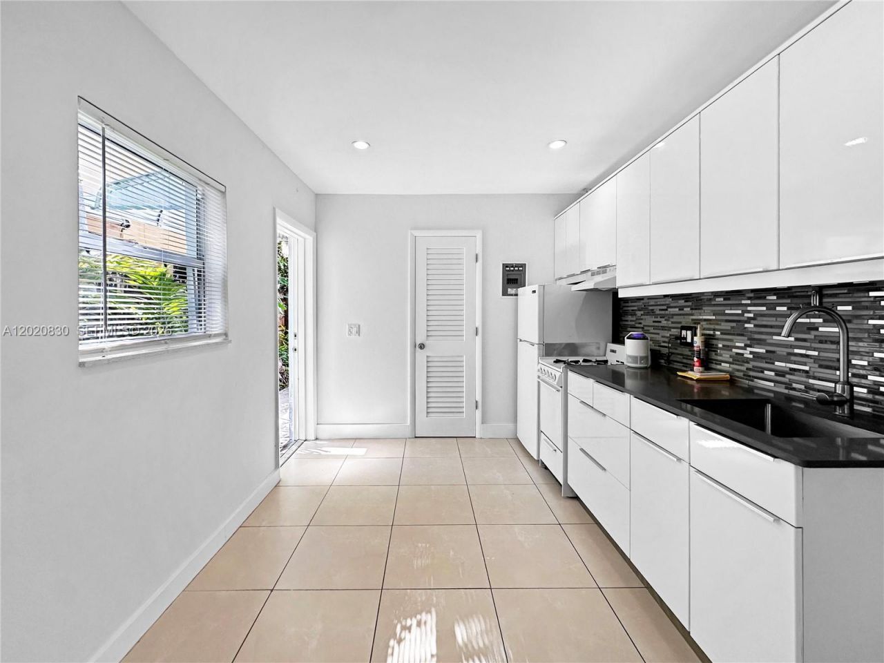 620 86th St , Unit B, Miami Beach, FL 33141 Photo