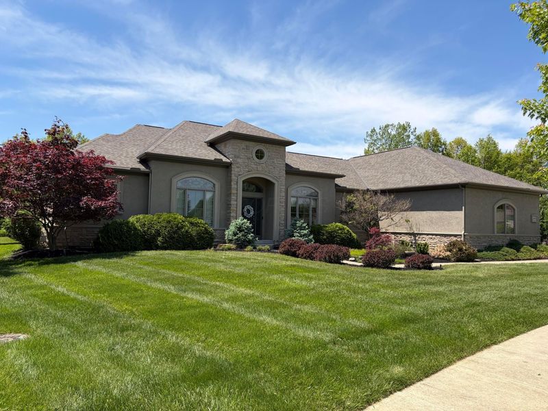 4488 Menderes Drive, Powell, OH 43065 Photo 2