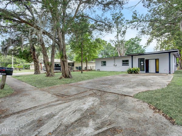 1830 BROOKVIEW Drive S, Jacksonville, FL 32246