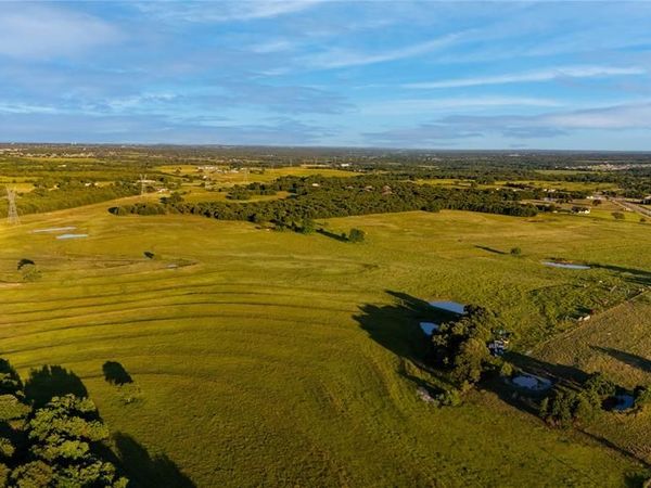 18100 FM 920 , Poolville, TX 76487