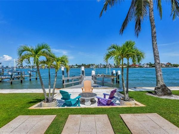 2143 Marina DR , NAPLES, FL 34102