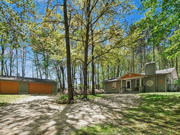 6363 Tiffany Avenue NE, Rockford, MI 49341